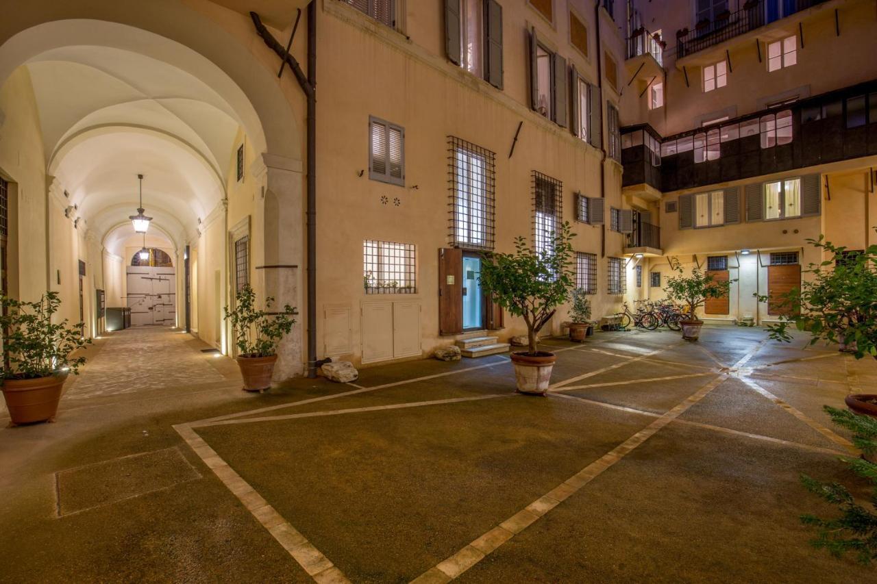 Guesthouse Mysuitetower Pantheon روما المظهر الخارجي الصورة